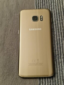 Predam mobilny telefon Samsung S7edge zlaty - 3