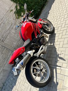 Ducati Monster 1100 - 3