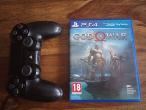 Playstation 4 Pro s hrami - 3