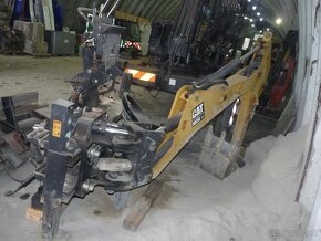 Podkop Caterpillar CAT BH30 W - 3