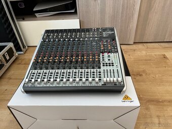 Behringer XENYX QX2442 USB Analógový mixpult - 3