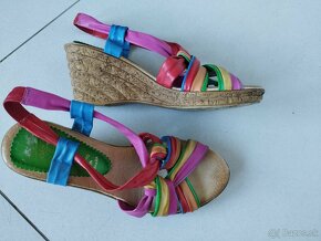 Farebné kožené sandálky veľ. 38 - 3