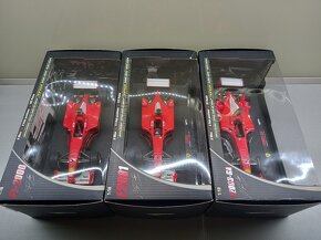 3x F1 FERRARI F2000 2001 a 2003GA SCHUMACHER HW ELITE 1:18 - 3