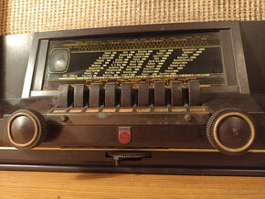 Staré rádio Philips 735A - 3