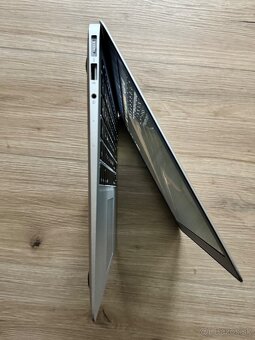 MacBook AIR - 3