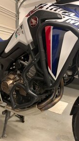 Padací rám GIVI na Honda Africa Twin crf 1000L DCT - 3