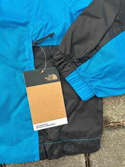 The North Face Waterproof Wind Jacket - 3