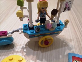 Lego Friends 41389 Pojazdný zmrzlinový stánok - 3