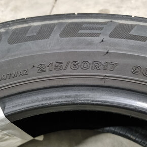 Bridgestone 215/60R17 letné - 3