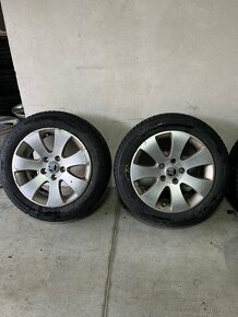 Škoda Spectrum r16 5x112 205/55 r16 zimné pneu - 3