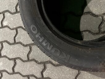 KUMHO ECSTA HS50 215/60 R16 7mm - 3