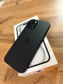 IPhone 15    128Gb - 3