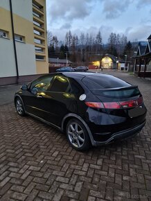 Honda Civic 8g UFO 2.2 i-CTDi - 3