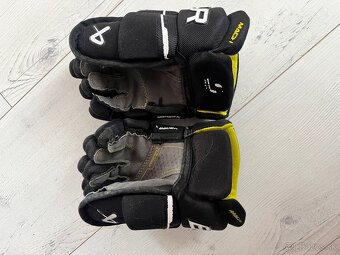 HOKEJOVÉ RUKAVICE BAUER SUPREME MACH VEL.9 - 3