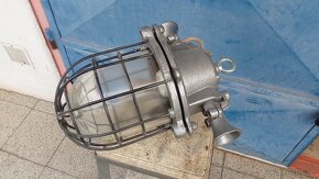 Industrialna lampa - 3