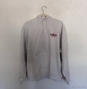 Supreme x Jordan Grey Hoodie - 3