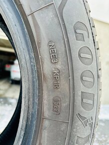 Zimne gumy Goodyear R17 (s hrotmi) - 3