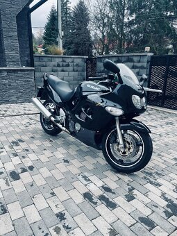 Suzuki gsx750f - 3