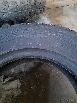 215/65 R16 - 3