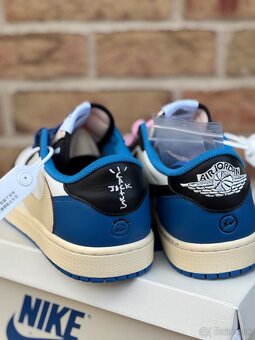 Air Jordan 1 Low x Travis Scott Fragment - 3