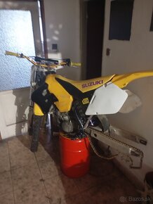 Predám Suzuki rm250 - 3