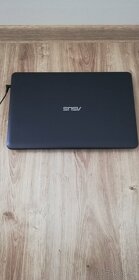 predam Asus Vivobook X543BA - 3