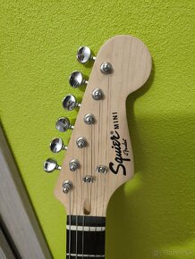 Fender Squier Mini Stratocaster - detská gitara + kombo set - 3