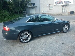 Audi s5 4.2 v8 260kw quattro - 3