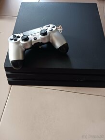 PS 4 pro - 3