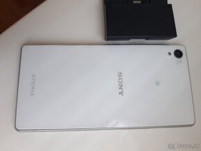 Sony Z3 vodeodolny mobil IP 68 - 3