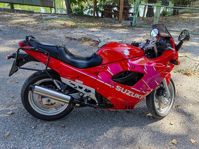 SUZUKI GSX 600F - 3