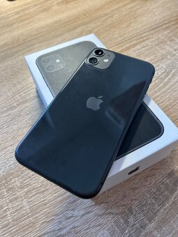 iPhone 11 čierny, 64GB - 3