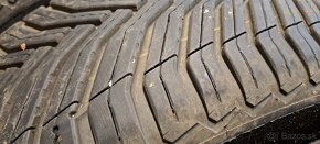 Predám 4ks jazdené celoročné 215/50r17-91W Michelin - 3