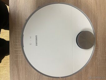 Samsung roboticky vysavac z dokovaciou stanicou - 3