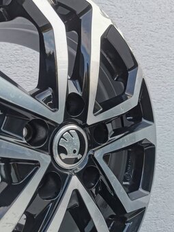 Škoda Octavia, Superb alu disky Dezent 5x112 R16 - 3