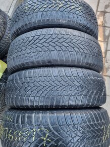 225/65R17 - 3