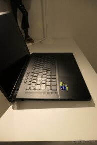 Asus rog zephyrus m16    (RTX4080) - 3