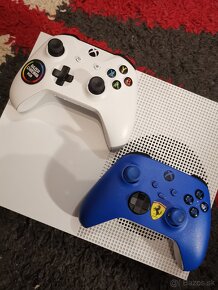 Xbox One S - 3