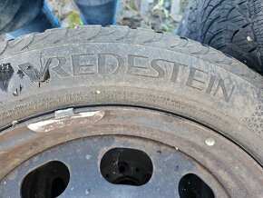 BMW 5X120 R16  Zimne pneu195-55r16 Vredestein - 3