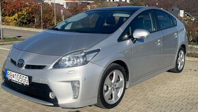 Toyota Prius 1.8 CVT hybrid PREMIUM - 3