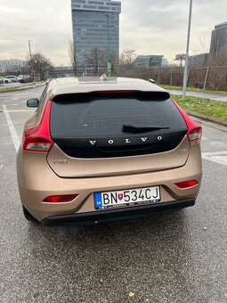 Volvo V40 D2 automat - 3