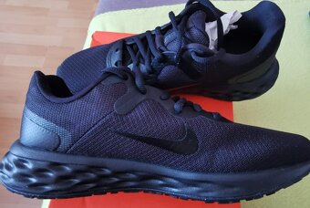 Nike REVOLUTION 6 NN Black veľ. 39 - 3