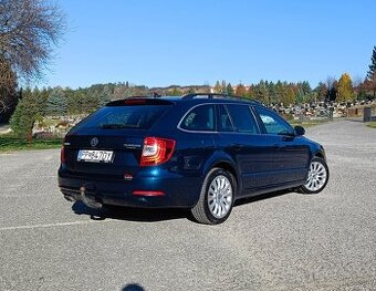 Škoda Superb Combi 2.0 TDI 170k Elegance - 3