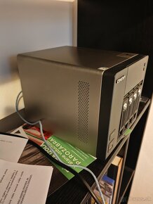 Qnap NAS 16TB - 3