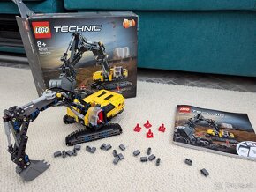 Lego Technic pásový bager - 3