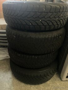 Pneumatiky   + disky 195/65/R15 Bridgestone,Pirelli - 3