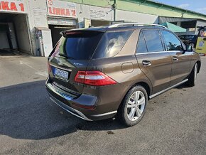 Mercedes ML350 - 3