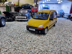 model auta Renault Kangoo 1.4 RT Otto mobile 1:18 - 3