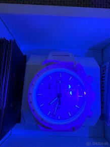 Swatch x Omega Mission to The Moonphase (white) - 3