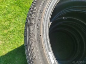 225/45 R17 - 3